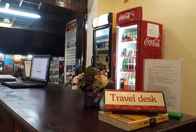 Tony Central Hostel Luang Prabang Esterno foto