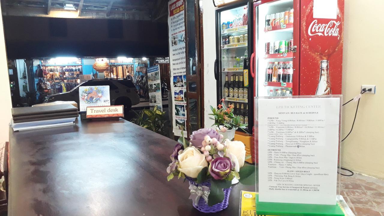 Tony Central Hostel Luang Prabang Esterno foto